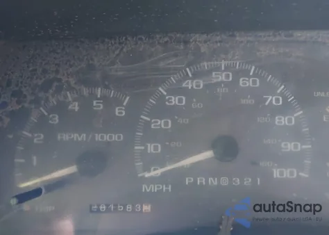 1998 Chevrolet C2500 Cheyenne z USA, uszkodzony, nr VIN 1GBGC24R8WE238835